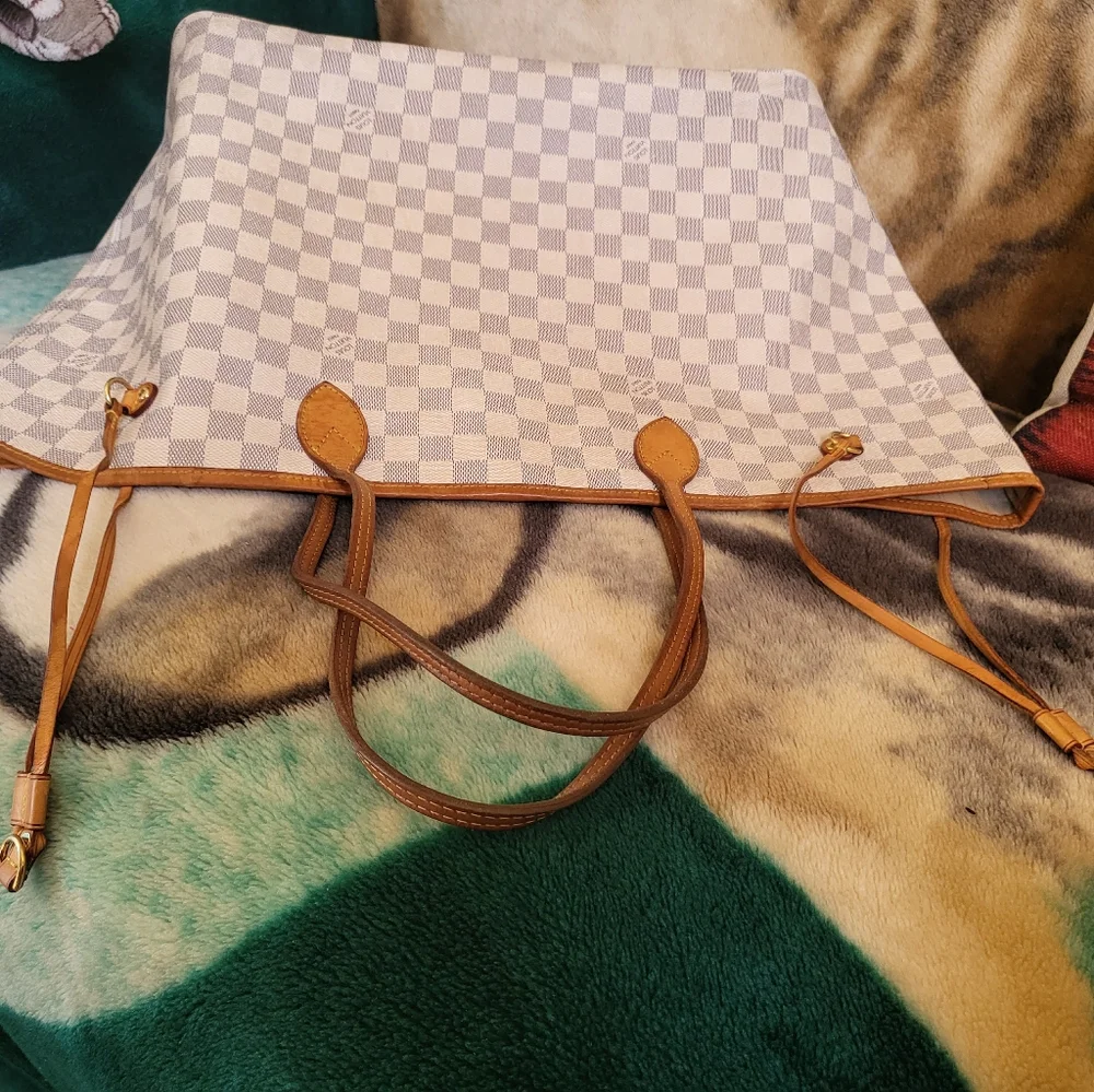 Close out Sale⚠️⚠️⚠️ SALE 💯 XL Louis Vuitton Neverfull GM AZUR - Picture 8 of 14